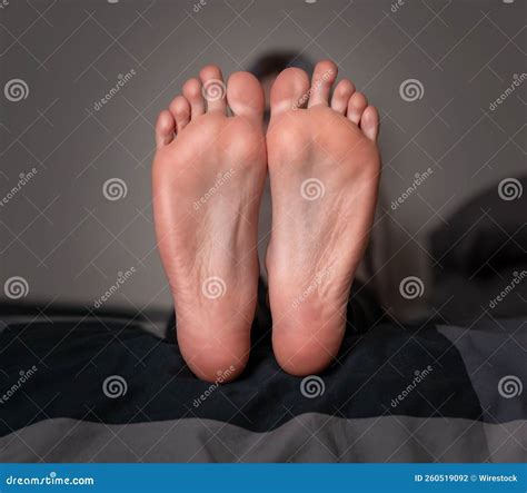 mature feet soles|Woman Soles Images – Browse 80,115 Stock Photos, Vectors,。